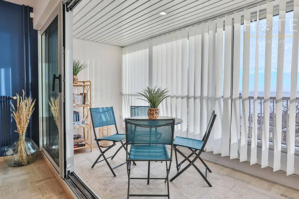 Appartement Central, Vue Mer Epoustouflante. เลส์ซาบล์-โดล็อนน์ ภายนอก รูปภาพ